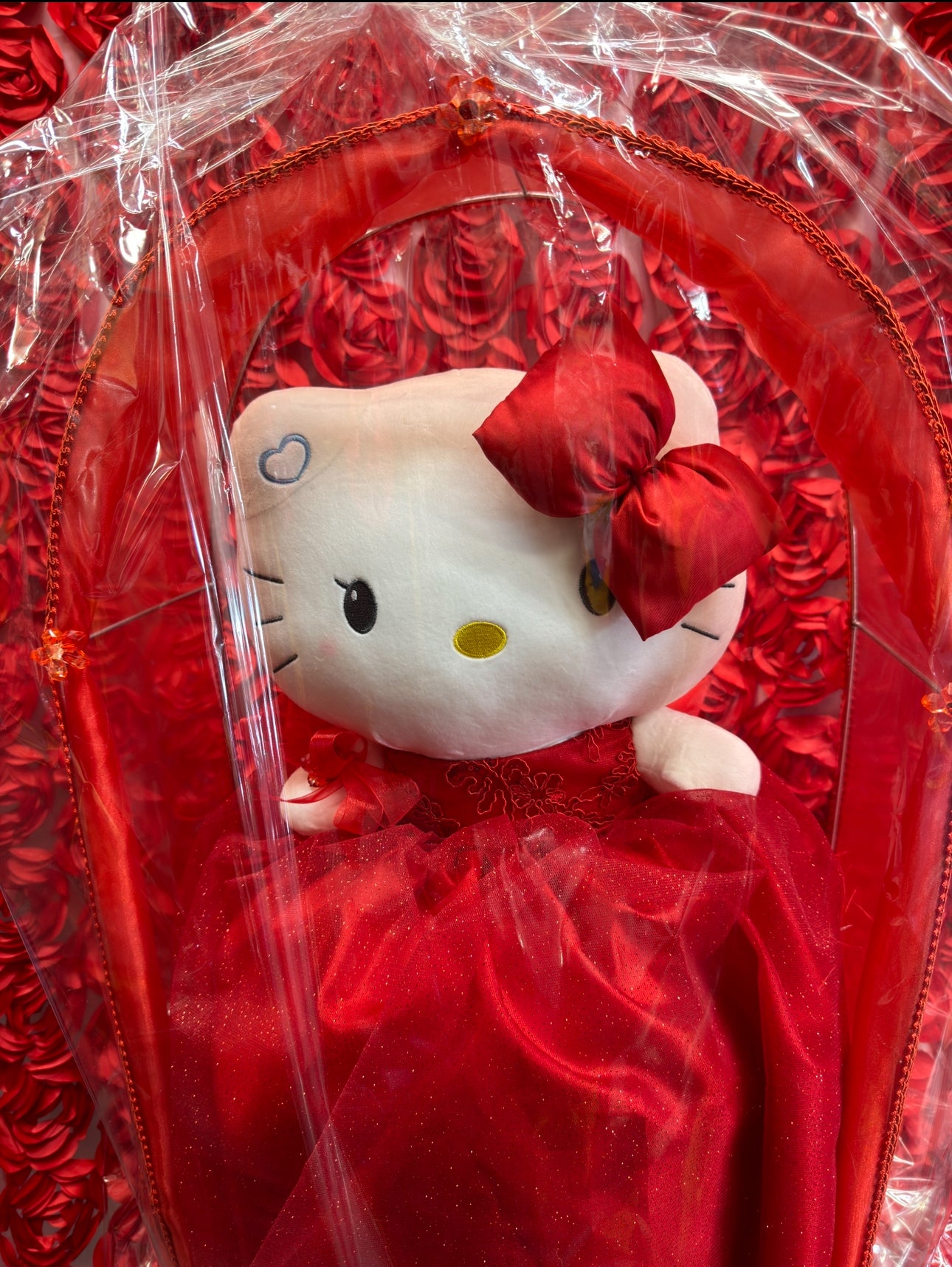 Hello Kitty Quinceañera Doll (Red)